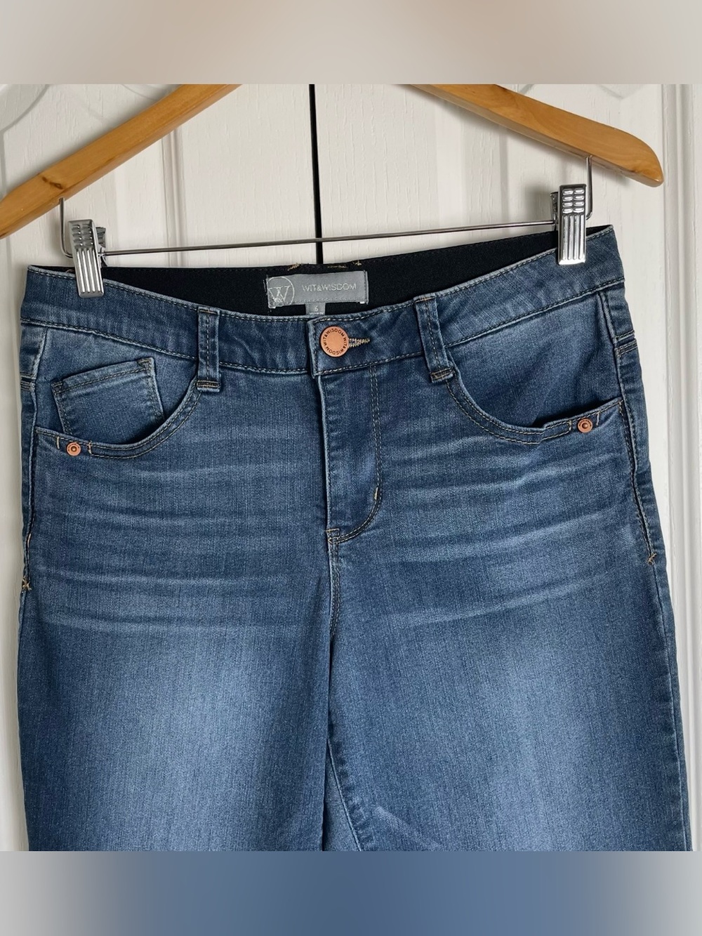Wit & Wisdom Jeans Women’s 6 Blue Straight Leg Ab Solution Stretch Mid Rise Fade - Picture 2 of 11